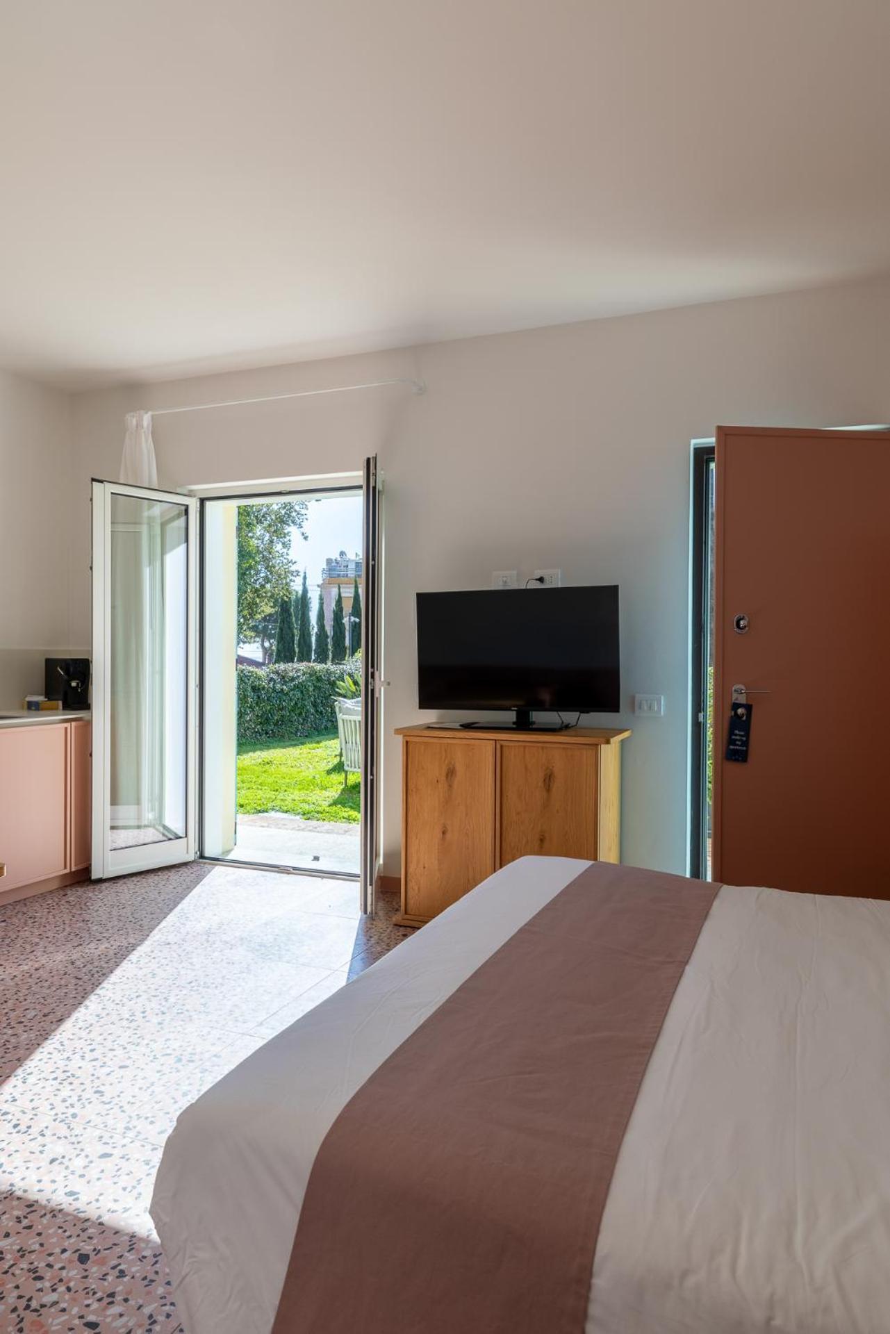 Alaxia Resort Alassio Esterno foto